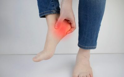 Porque a Dor no Calcanhar Piora de Manhã e Como Resolver